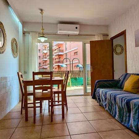 Planta Baja Con Terraza En El Centro
