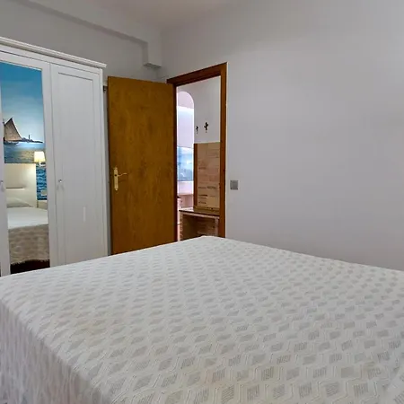 Evh-109 Planta Baja Con Terraza En El Centro Διαμέρισμα