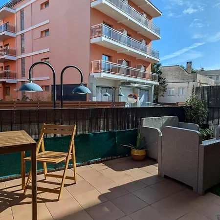 Апартаменты Evh-109 Planta Baja Con Terraza En El Centro